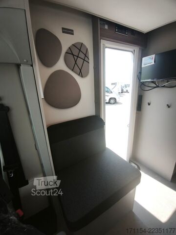 Camping-car semi-intégré ROADFANS Tracer T 730 EL *Roadfans Edition* Hubbett