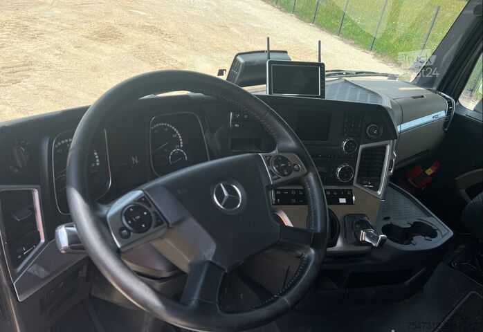 Trattore stradale standard Mercedes-Benz Actros 1853 - 4x2