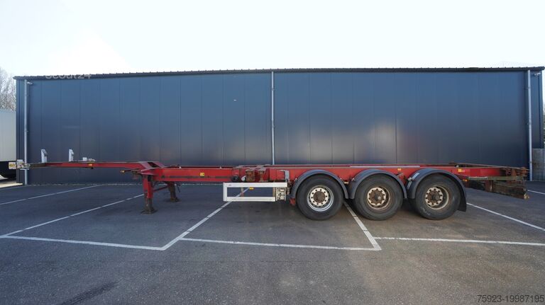 Containervervoer Renders 3 AXLE EXTENDABLE CONTAINER TRANSPORT TRAILER