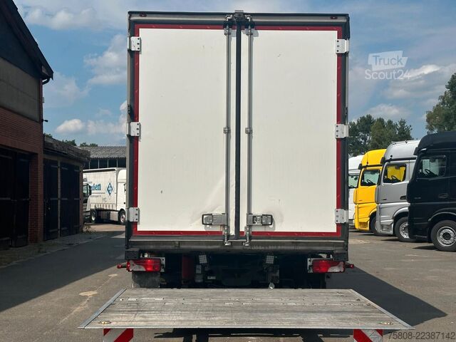 Chladený nákladný automobil SCANIA R410 6x2 Tiefkühl 3Kammer Türen LBW AHK