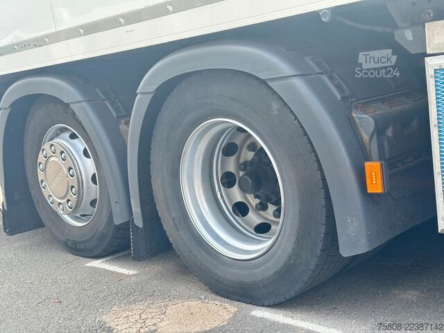 Chladený nákladný automobil SCANIA R410 6x2 Tiefkühl 3Kammer Türen LBW AHK