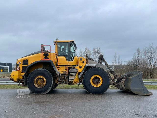 Loader Volvo L220H