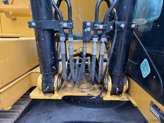 Crawler excavator Caterpillar 313FLGC