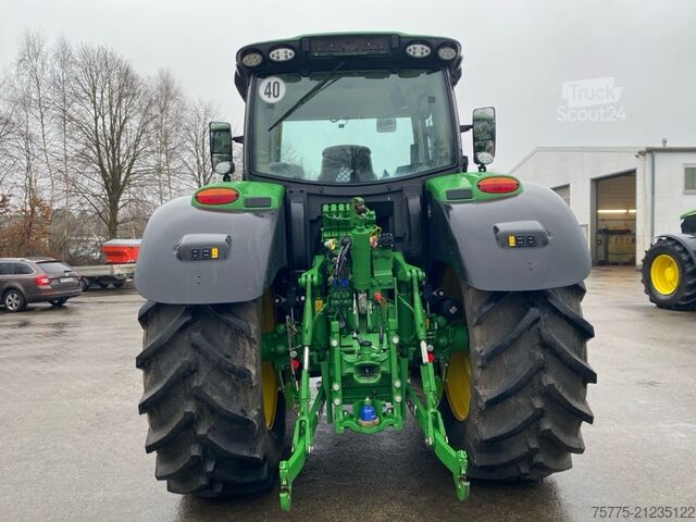 Machine agricole  6145 R