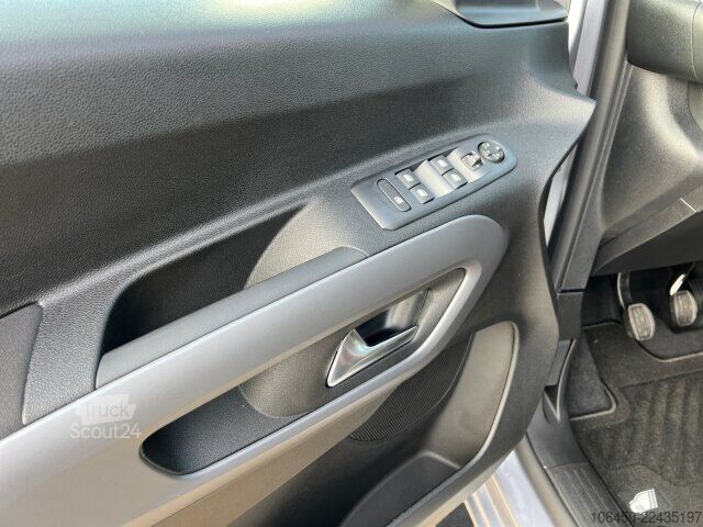 Микробус Citroen Berlingo XL MAX XTR 130 BAR +Kamera+Key-Go+Navi+