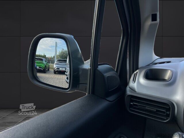 Микробус Citroen Berlingo XL MAX XTR 130 BAR +Kamera+Key-Go+Navi+