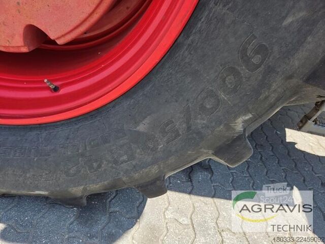 Tracteur Fendt 828 VARIO SCR