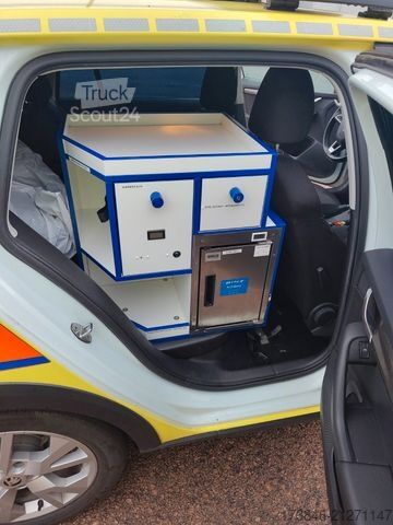 Brandweerwagen SKODA Octavia Combi Scout 4x4 Notarzteinsatzfahrzeug