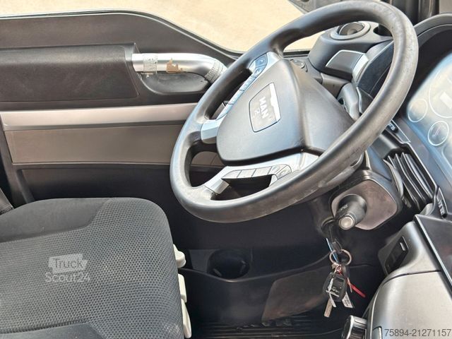 Billenő teherautó MAN TGS 35.440 KIPPER * 8x4 * TOPZUSTAND