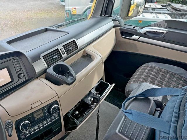 Betonszállító teherautó MAN TGS 32.420* Teleskopierbares Betonförderband*8x4