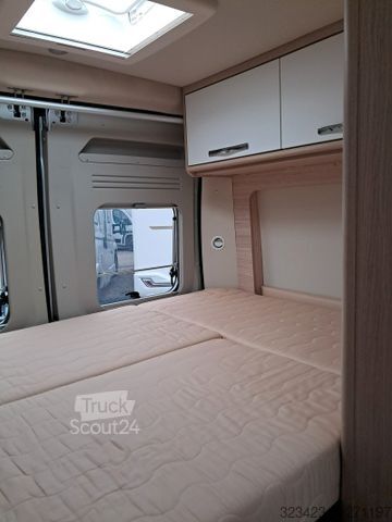 Camping-car ROADCAR R 540 Fiat 115PS Markise,AHK,RFK,8fach bereift