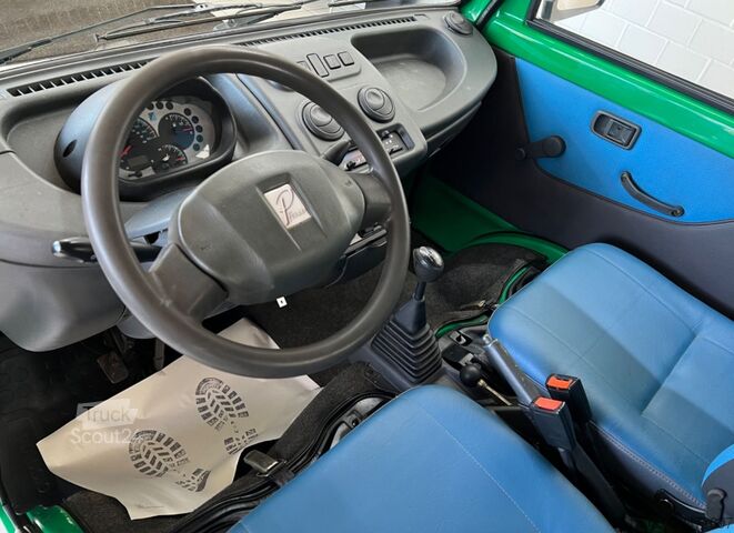 Самосвал-фургон PIAGGIO Porter 1.3 Allrad 4x4 Kipper Stdhz 1. Hand HUneu