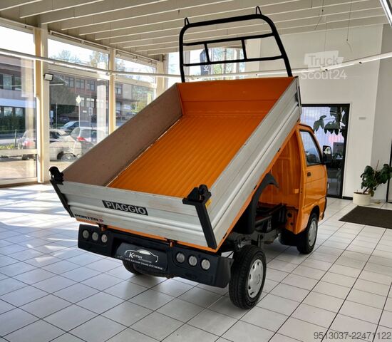 شاحنة نقل صغيرة قلاب PIAGGIO Porter 1.3 Kipper 1. Hand HU neu
