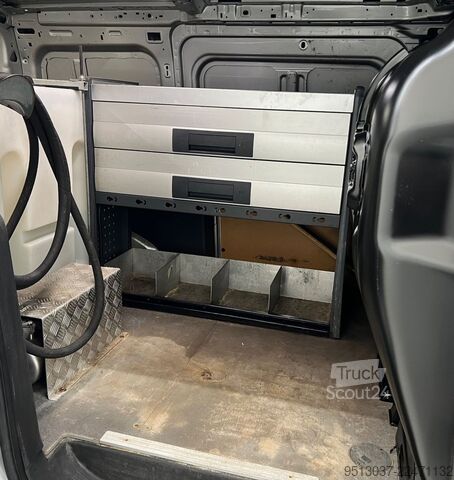 Furgoneta FORD Transit Connect lang Wassertank Bewässerungs Sys