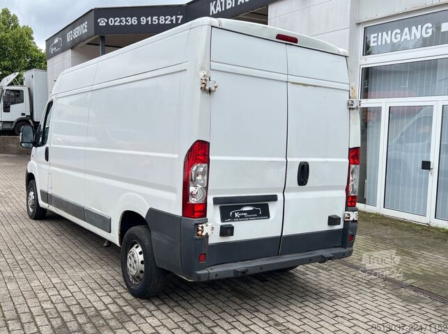 Hög tak skåpbil FIAT Ducato 2,3 JTD 35 130 L4H2 Klimaanlage HU 06.27