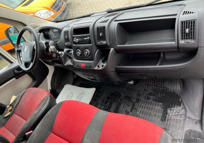 Hög tak skåpbil FIAT Ducato 2,3 JTD 35 130 L4H2 Klimaanlage HU 06.27