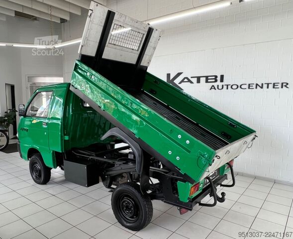 Самосвал-фургон PIAGGIO Porter 1.3 Allrad 4x4 Kipper Stdhz 1.Hand HU neu