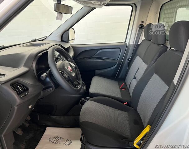 Transporter mit Kipper FIAT Doblò Work Up Kipper 1,3 16V M-Jet 1.Hand HU neu