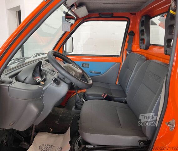 Самосвал-фургон PIAGGIO Porter 1.3 Allrad 4x4 Kipper 1. Hand HU neu