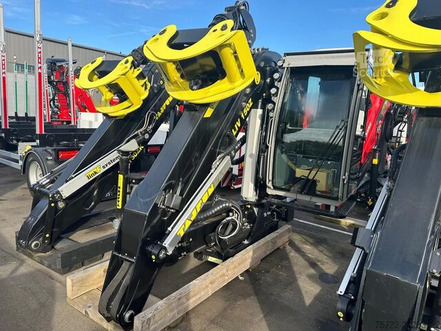 Transportator de lemn PAVIC TajfunLIV Ladekrane (Generalimporteur)