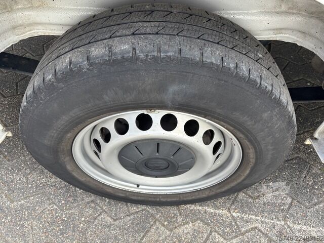 Панелен ван VW Crafter 35 Maxi L4H3 6-Sitzer PDC