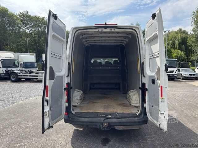 Панелен ван VW Crafter 35 Maxi L4H3 6-Sitzer PDC