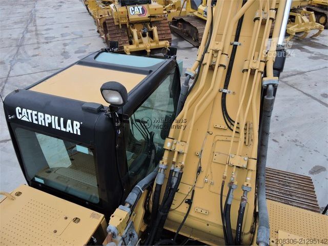 Verižni bager CATERPILLAR 345D German