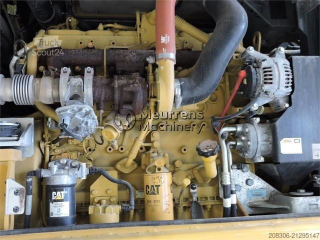 Macara turn CATERPILLAR MH3024