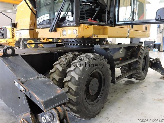 Macara turn CATERPILLAR MH3024