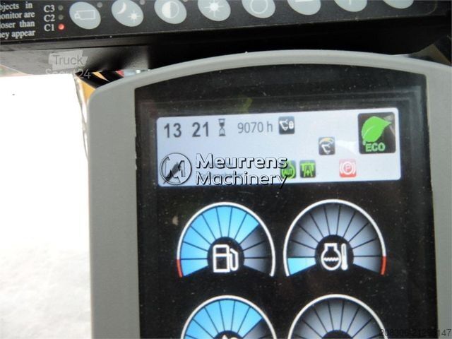 Macara turn CATERPILLAR MH3024