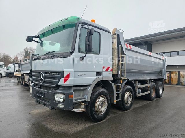 Camion benne MERCEDES-BENZ Actros 3244 4144 / 8X4 / 18 Kubik Mulde German