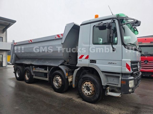 Camion benne MERCEDES-BENZ Actros 3244 4144 / 8X4 / 18 Kubik Mulde German
