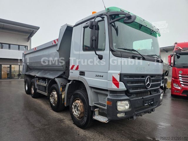 Camion benne MERCEDES-BENZ Actros 3244 4144 / 8X4 / 18 Kubik Mulde German