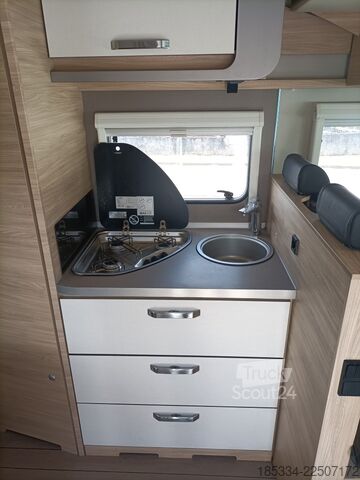 Pusiau integruotas kemperis 2024 Fiat Ducato Weinsberg Carasuite Entièrement équipé | Couchages pour 5
