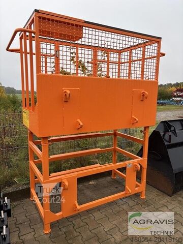 Traktor Fliegl ARBEITSBÜHNE