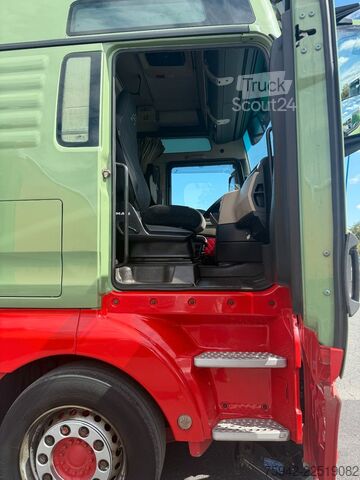 Cabeza tractora de gran volumen MAN TGX 18.460 XXL LLS-U 2 TANKS STANDKLIMA