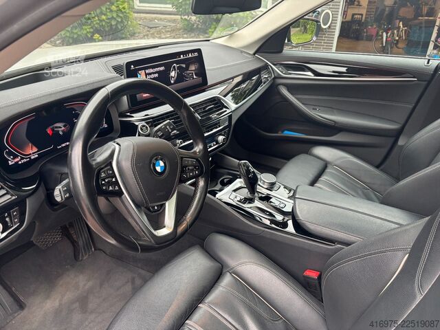 Minibús BMW 530 5 Touring 530 d Luxury Line