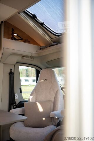 Caravana semiintegrada LMC Tracer 690 EL Automatik ohne Berechnung bis 6.09