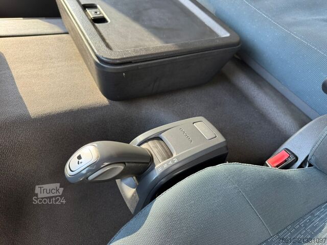 MTS standard Volvo FM 330 / I-Shift / Euro 5 / TUV:4-2026 / NL Truck