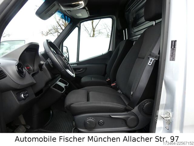 Furgão de painéis MERCEDES-BENZ Sprinter Kasten 314 *SHZ*LED*Bott*Schwingsitz*