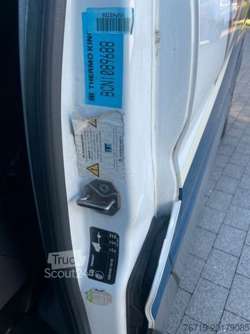 Furgoneta frigorífica FORD Transit Kühlkasten 350 L3 Fahr & Standkühlung