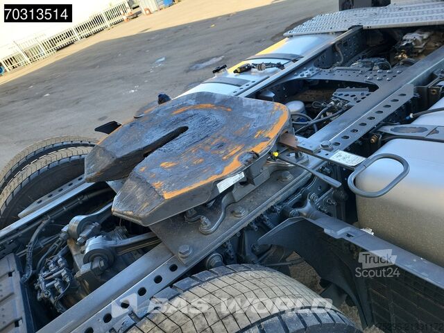 Kötet SZM Mercedes Actros 1845 4X2 Bigspace Lowdeck Mirrorcam 2x Tank