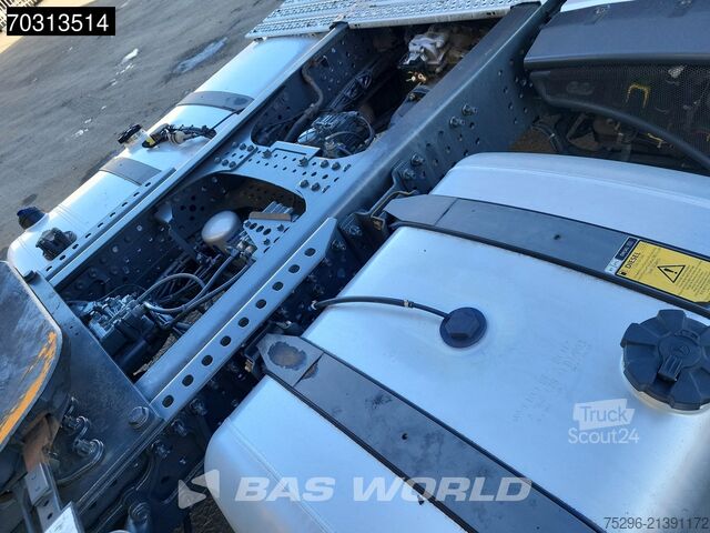 Kötet SZM Mercedes Actros 1845 4X2 Bigspace Lowdeck Mirrorcam 2x Tank