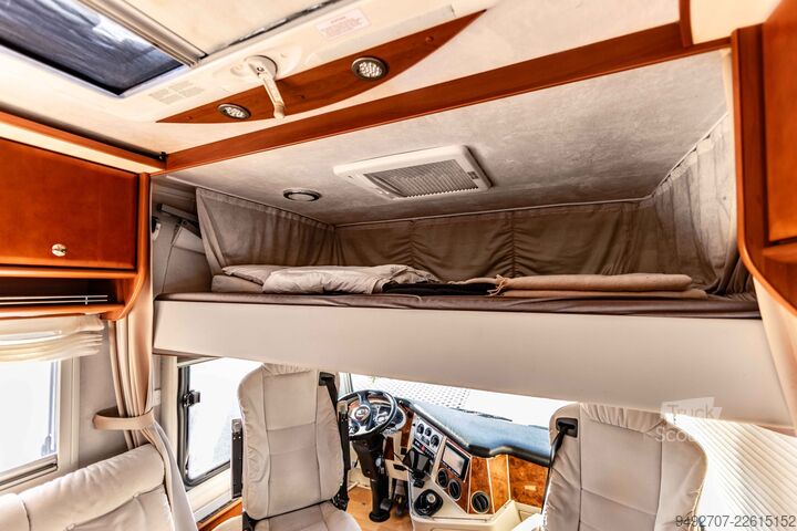 интегриран кемпер Concorde Iveco Carver 821 LS Retarder