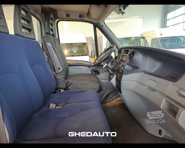 Minibüs IVECO DAILY 35 / E4