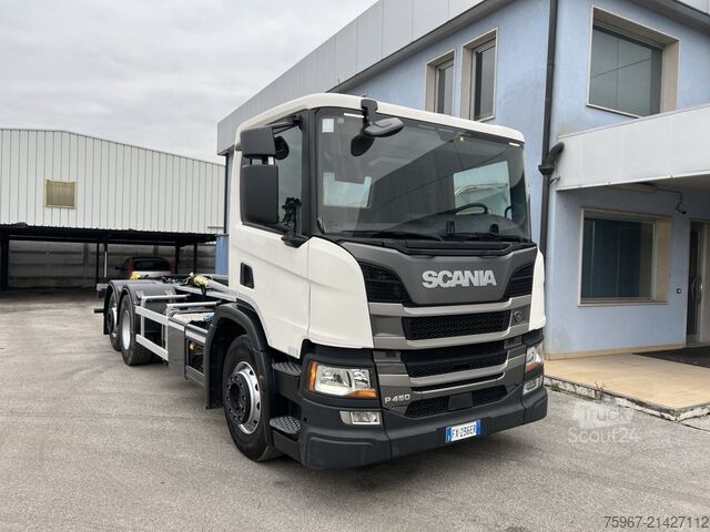 Roll-off-kippi kuorma-auto SCANIA P 450