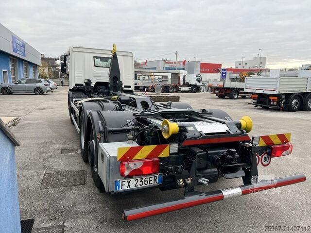 Roll-off-kippi kuorma-auto SCANIA P 450