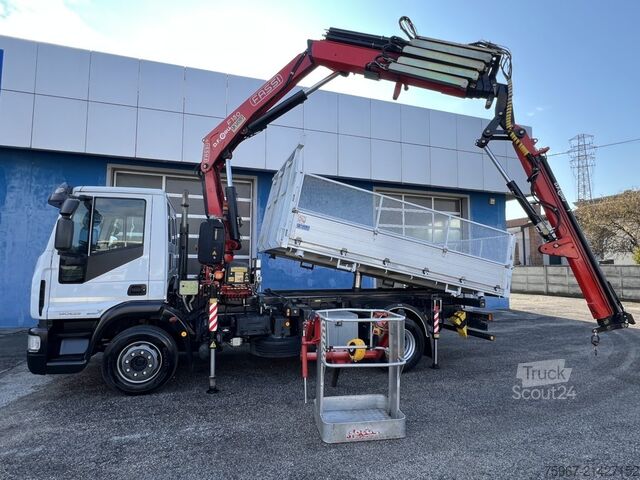 üç yollu vinçli damperli kamyon Iveco Eurocargo 140e22