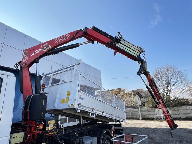 üç yollu vinçli damperli kamyon Iveco Eurocargo 140e22