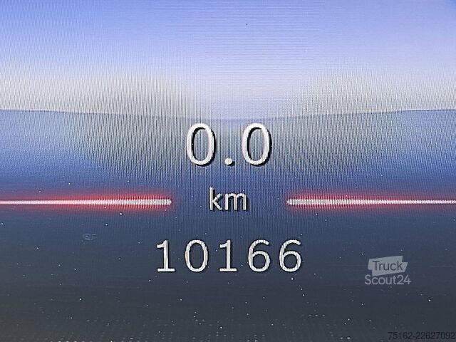نقل الركاب MERCEDES-BENZ EQV 300 wltp 364 kms 90kwh
